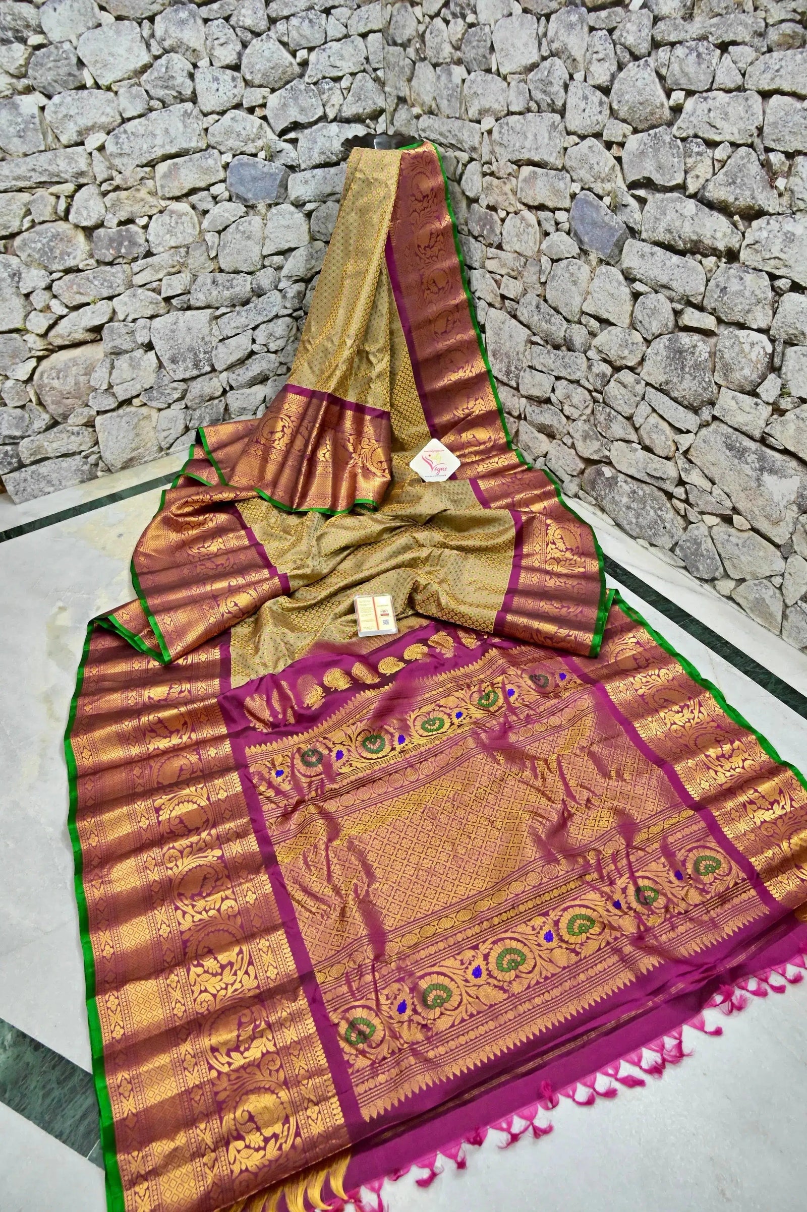 GKR-10241093