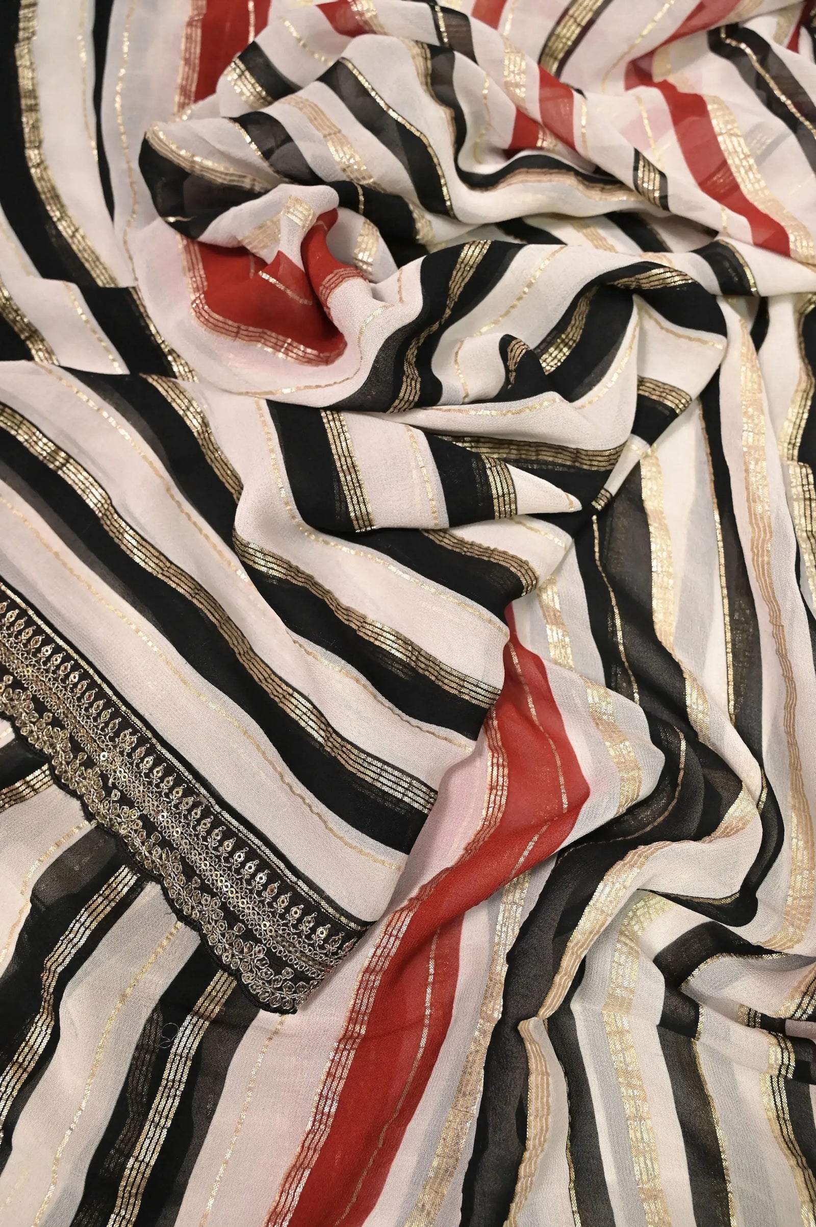 SVS-10251090