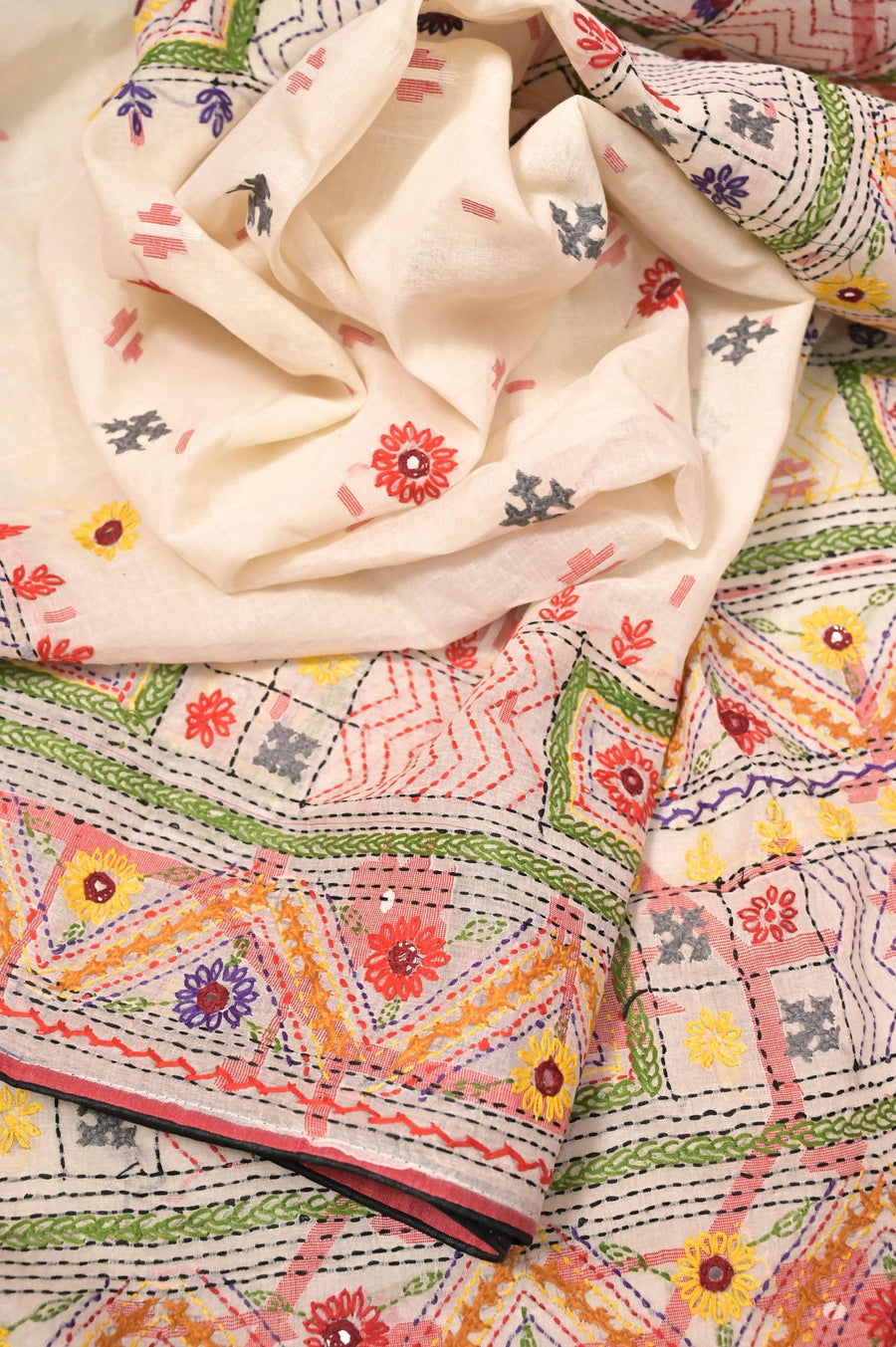 Handloom Cotton Jamdani Saree in Cream Color with Hand Lambani Embroidery and Piping Work