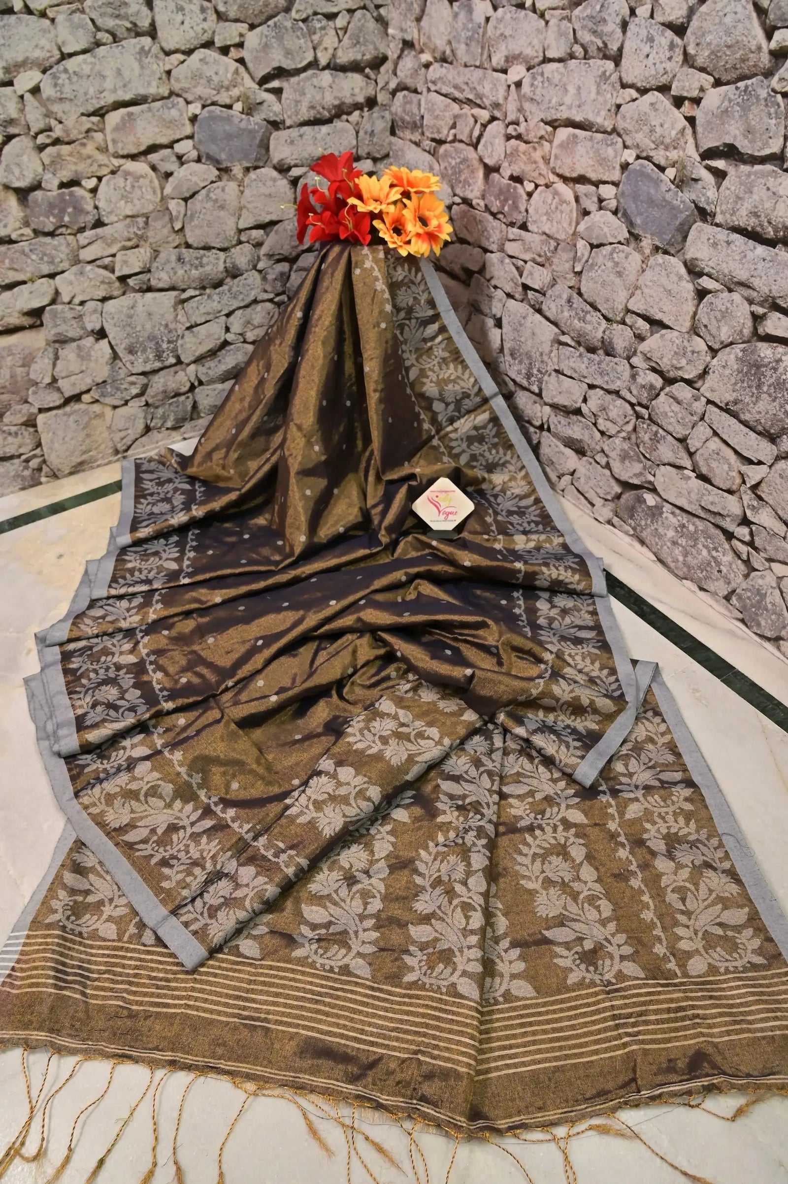 KJB-10251076