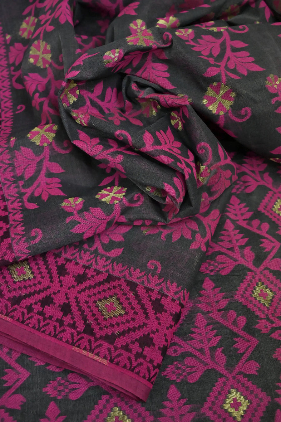 KJB-10240366