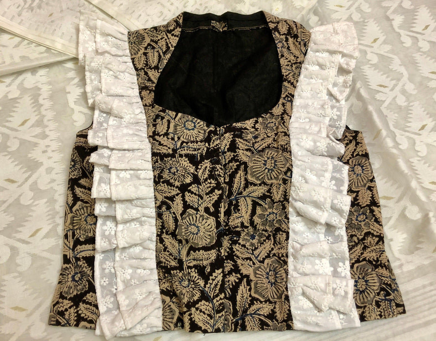 Designer Kalamkari Print Blouse with White color Cotton Frill