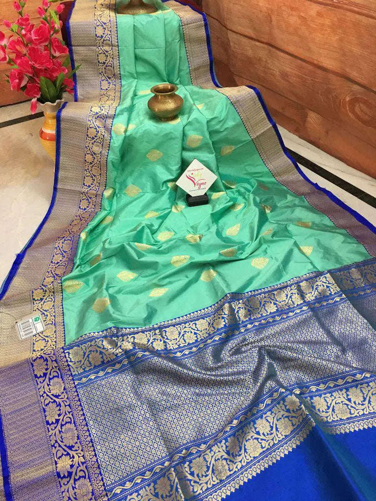 Not Loud, but Elegant Makeup Tips with a Banarasi Saree