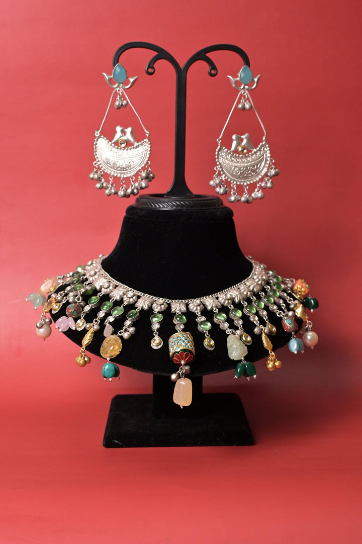 92.5 Silver Polish Handmade Marwar Style Necklace with Monalisa Stone Cutwork