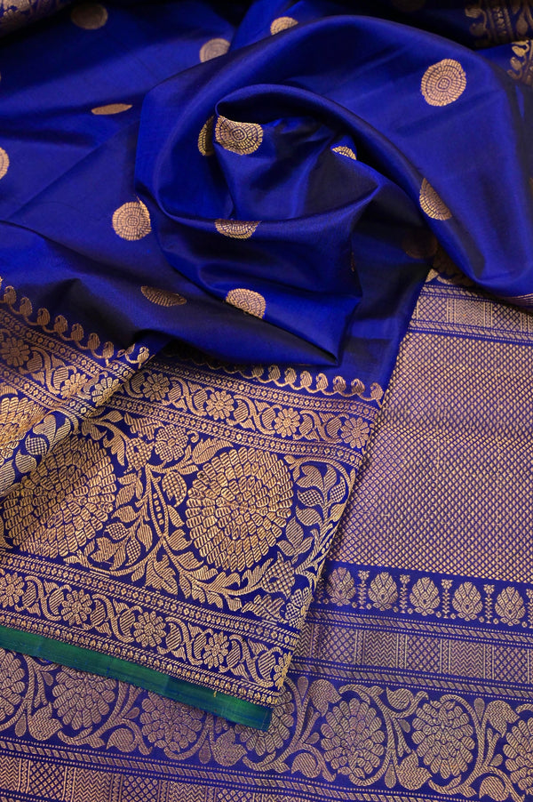 Admiral Blue Color Pure Gadwal Silk Saree with Kanchi Broad Border