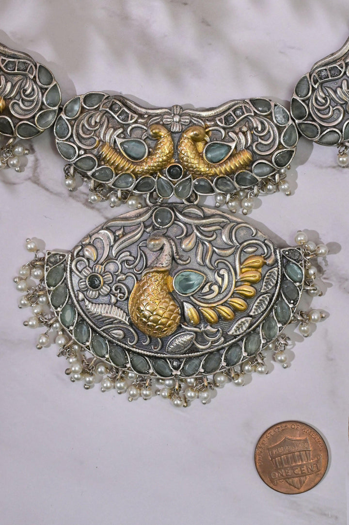 Dual Tone Collar Necklace Set with Dual Tone Monalisa Stone Work