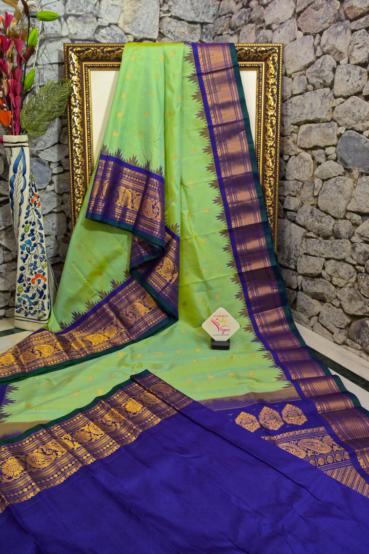 Dual Tone Green Color Pure Gadwal Silk Saree with Broad Border