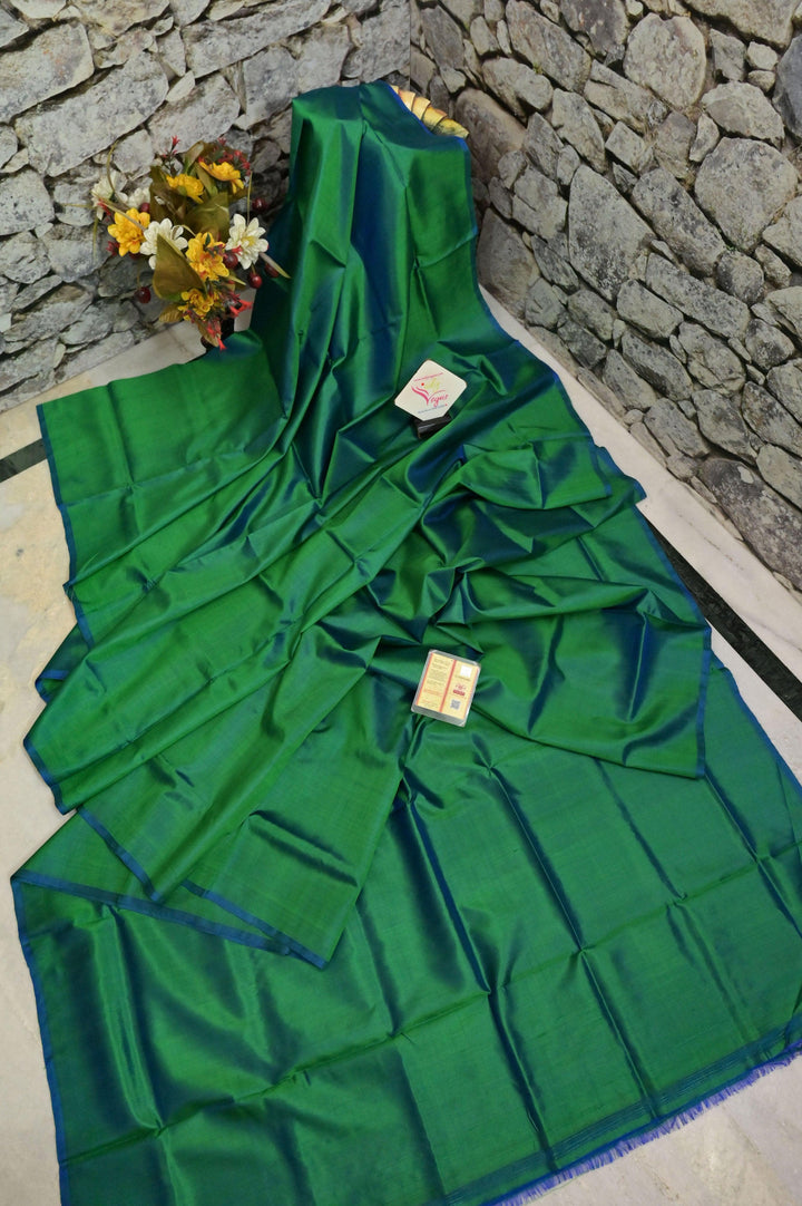 Green and Blue Dual-Tone Pure Bishnupur Silk Saree with Printed Blouse Piece