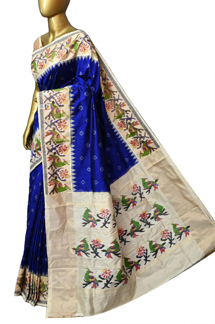 Midnight Blue and and Offwhite Color Pure Ikat Patola Silk Saree with Ikat Border and Pallu