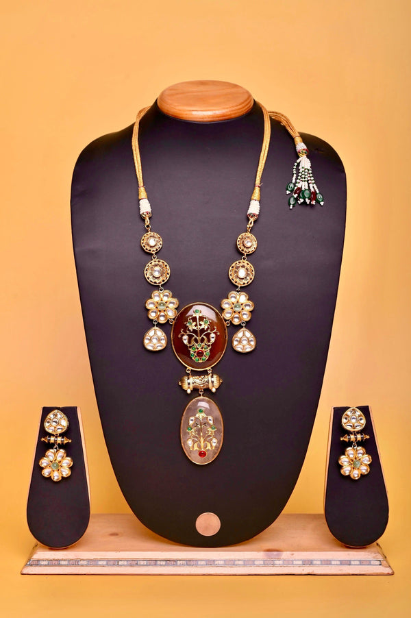 Monalisa Stonework Collar Style Kundan necklace Set with Meenakari Work