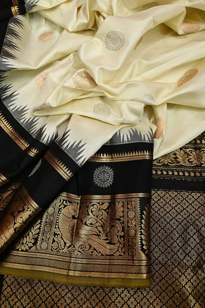 Offwhite and Black Color Pure Gadwal Silk Saree with Temple Border and Golden and Silver Zari Work