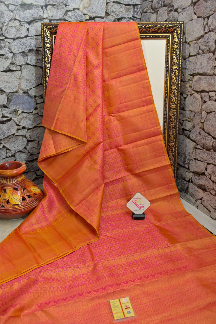 Pink and Peach Dual Tone Color Kanjeevaram Silk Saree with Pure Gold Zari Self-Weaving