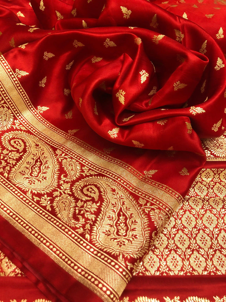 Royal Red Color Color Handloom Mashru Banarasi Silk Saree