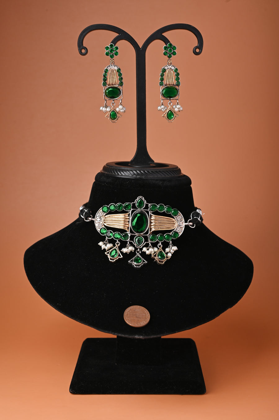 Silver and Golden Dual Tone Choker Necklace Set with Monalisa Stone and Pearl