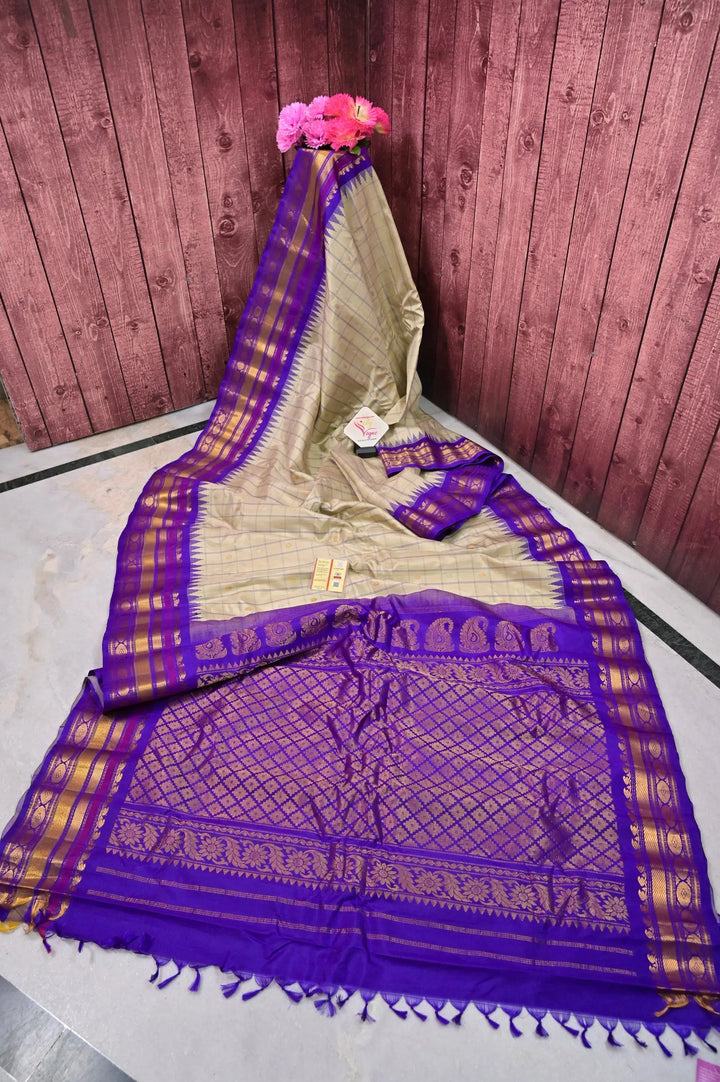 GKR-10241802