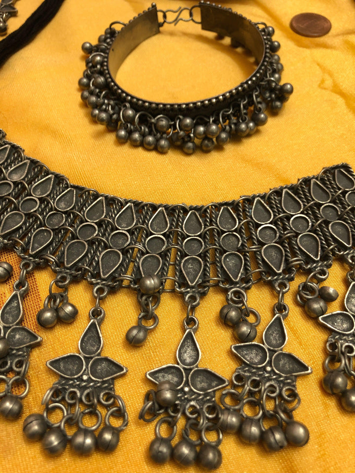 Boho Style Afghan Jhanjhariya Style Choker Necklace Set