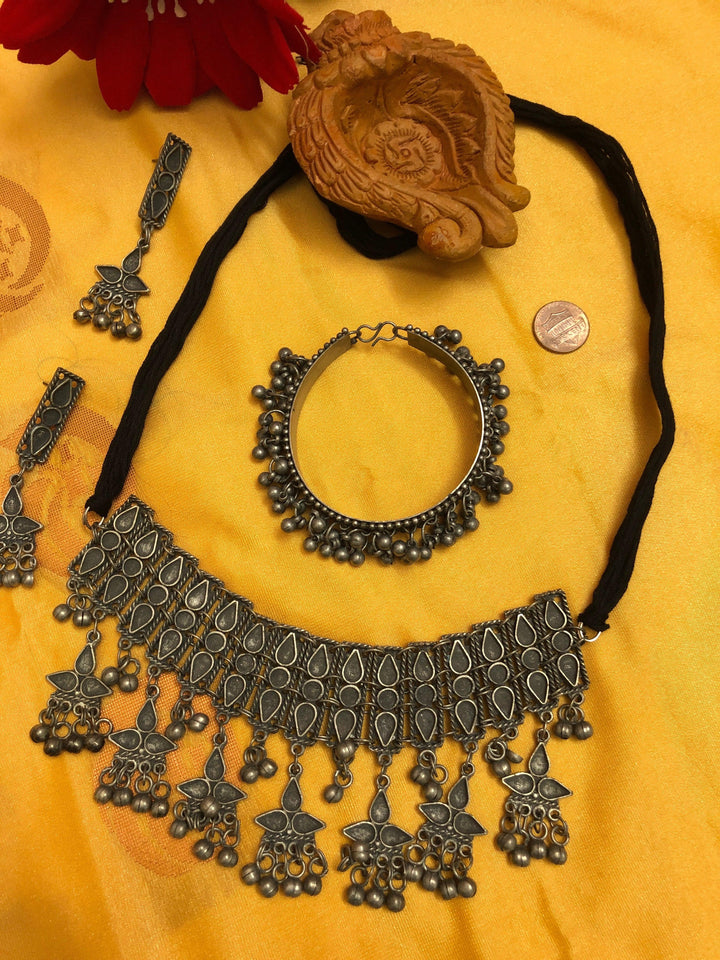 Boho Style Afghan Jhanjhariya Style Choker Necklace Set