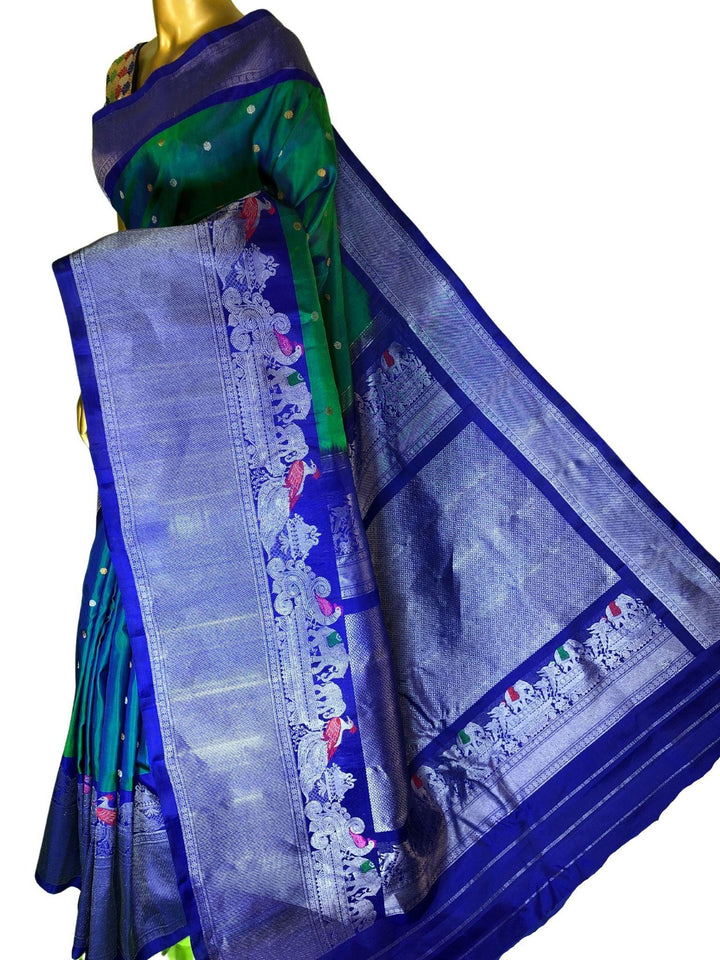 Dual Tone Peacock Green Color Pure Gadwal Silk Saree with Kanchi Border