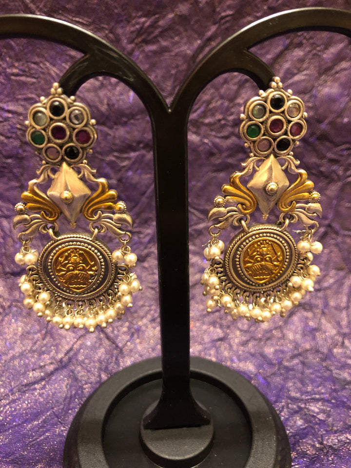 Dual Tone Silver Replica Collar Necklace Set with Monalisa Stone