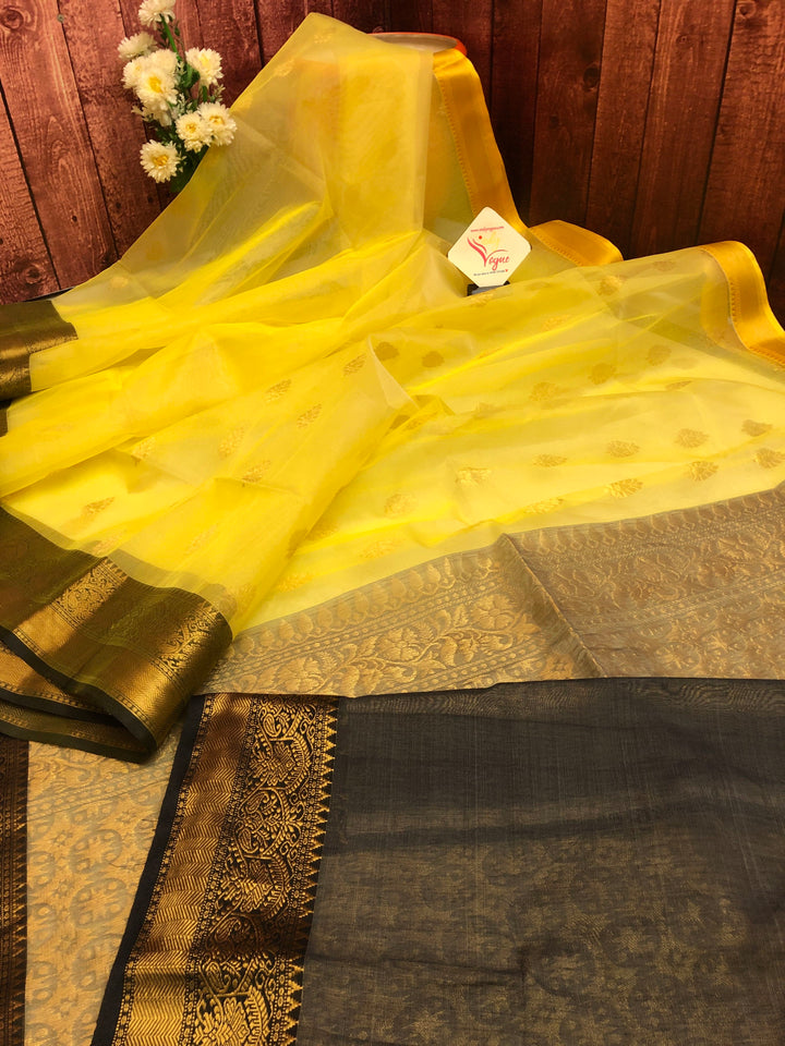 Light Yellow Color Resham Handloom with Ganga Jamuna Border