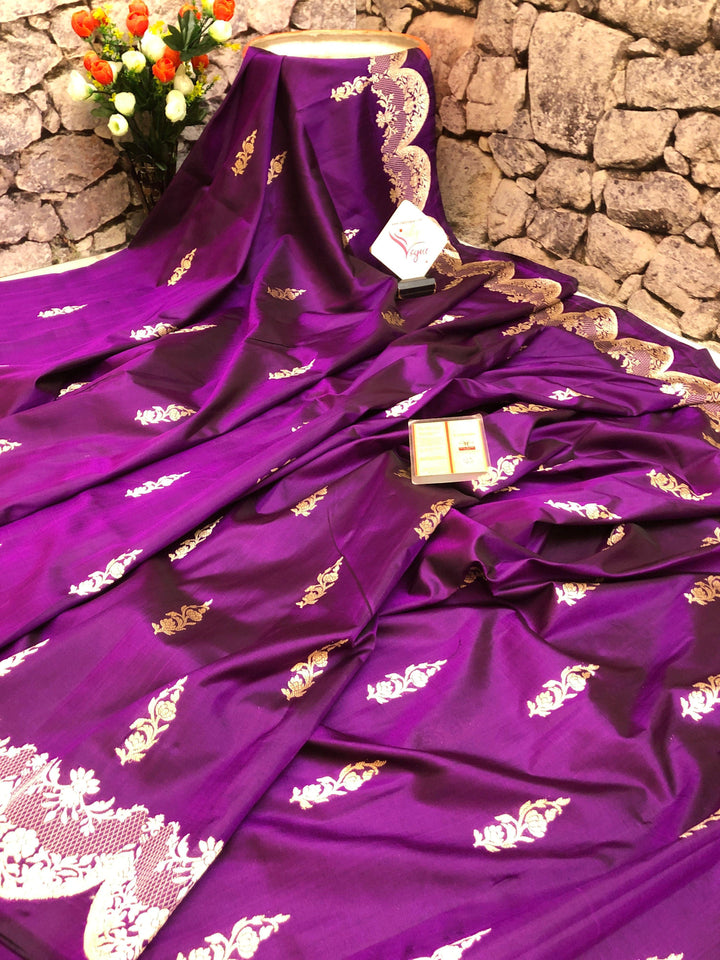 Purple Color Pure Katan banarasi Saree with Scallop Border