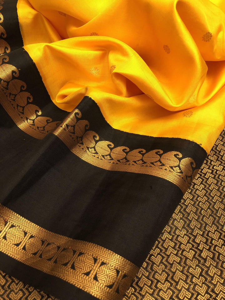 Sunflower Yellow Color Pure Gadwal Silk Saree