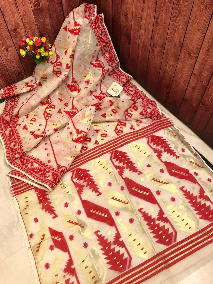 White & Red Color Jamdani Saree with Contrast Blouse Piece